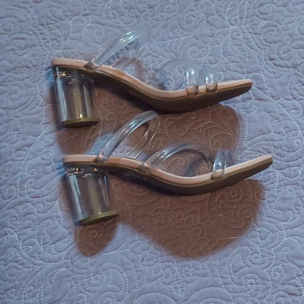 LIKE NEW! Dolce Vita Myla Chunk Heel Sandals - Nude Clear Triple Straps 8M SO